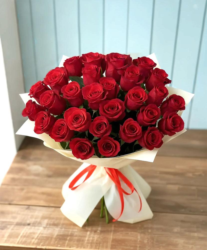 Букет 29 Красных роз в Новолакском