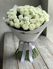 Букет 35 Белых роз в Новолакском