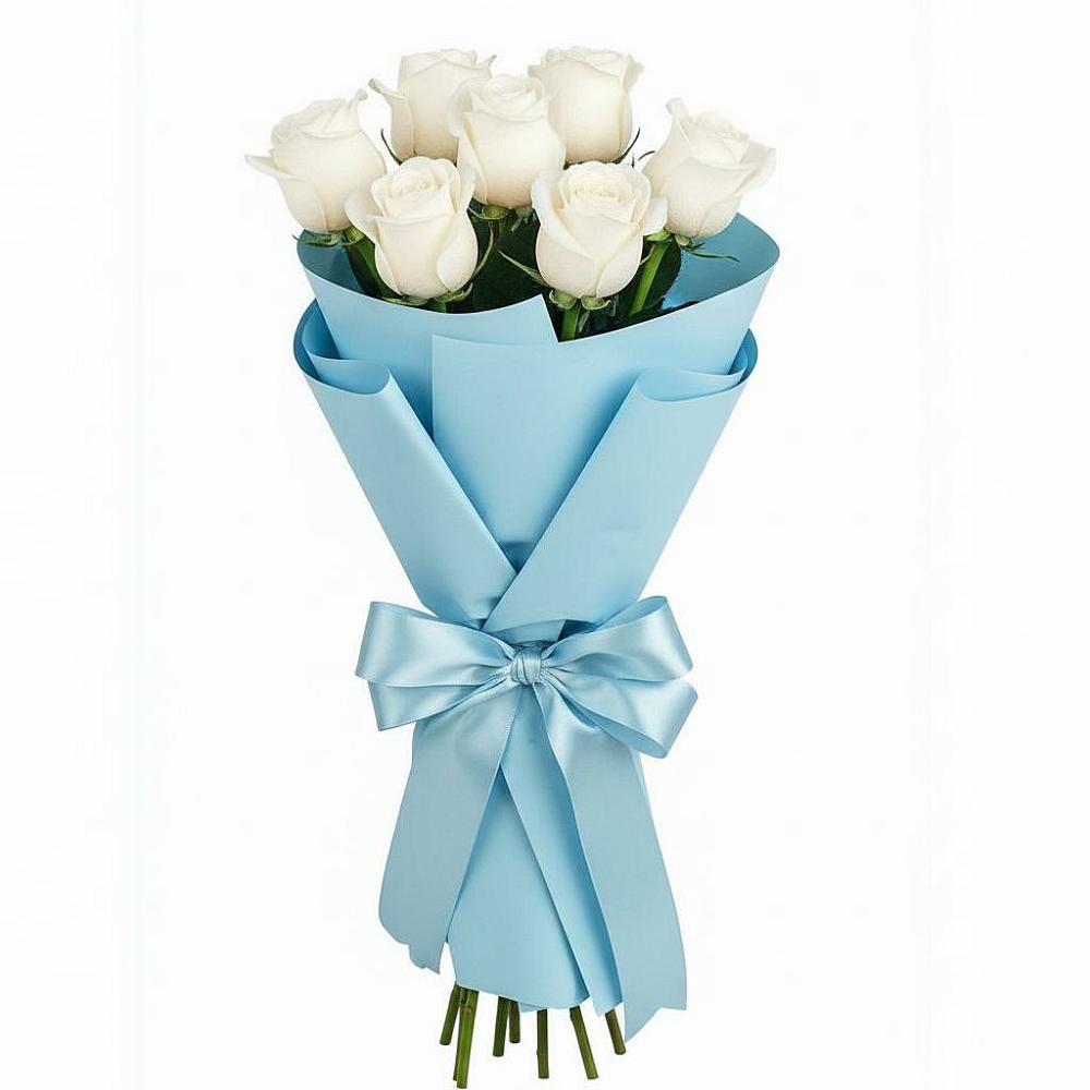 Букет 7 белых роз Проуд в Новолакском