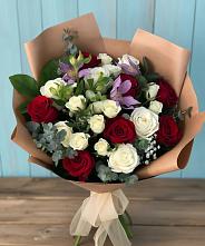 Букет цветов из:  Розы и Альстромерии #REPLACE_PRED# Новолакском