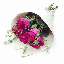 Букет цветов из:  Розы в Новолакском