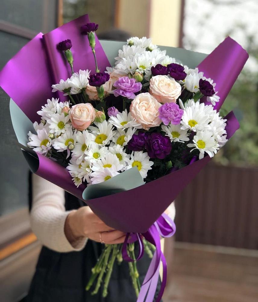 Букет цветов из: Хризантемы, Гвоздики и Розы в Новолакском