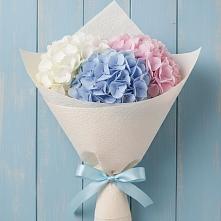 Букет цветов из:  Гортензия в Новолакском