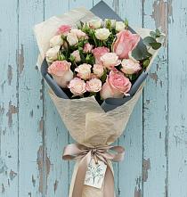 Букет цветов из:  Розы #REPLACE_PRED# Новолакском