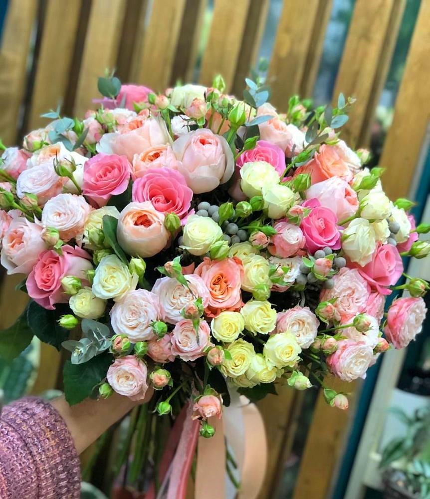 Букет цветов из: Розы в Новолакском