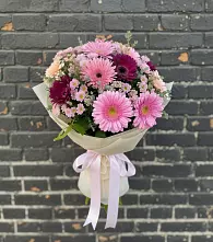 Букет цветов из:  Герберы и Хризантемы в Новолакском