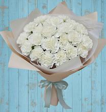 Букет цветов из:  Гвоздики #REPLACE_PRED# Новолакском