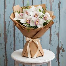 Букет цветов из:  Орхидеи и Розы в Новолакском